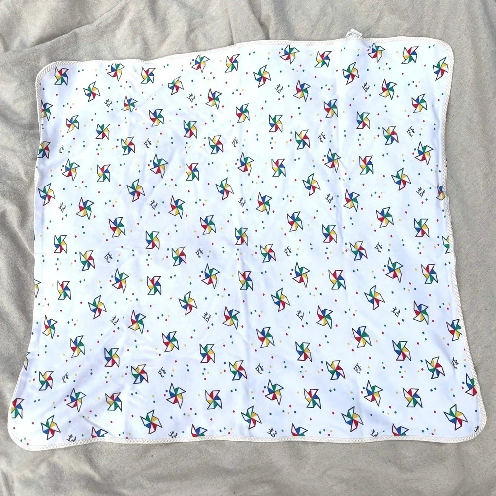 Vintage 80s Baby Dior Pinwheel Print Cotton Blanket Satin Trim White Multi 32x28